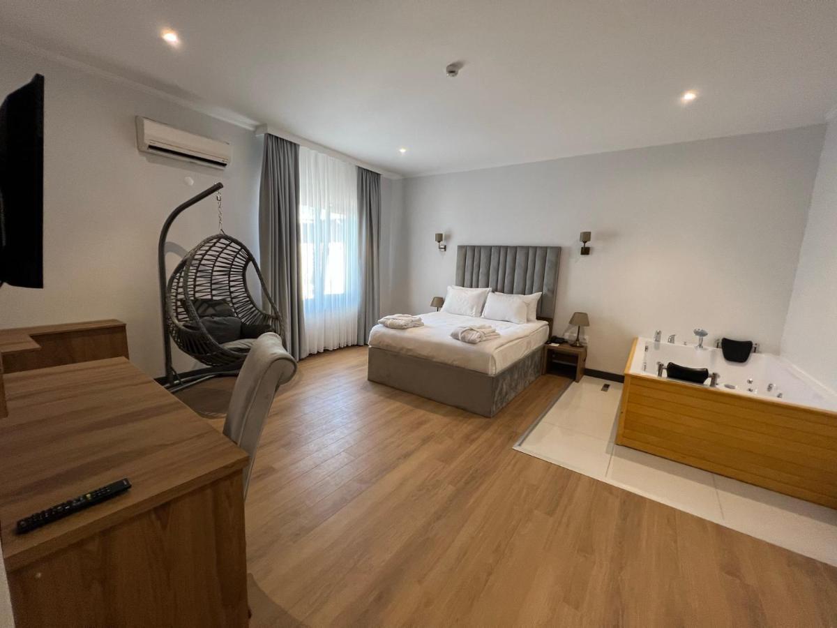 Lake Life Hotel Ιζνίκ Εξωτερικό φωτογραφία