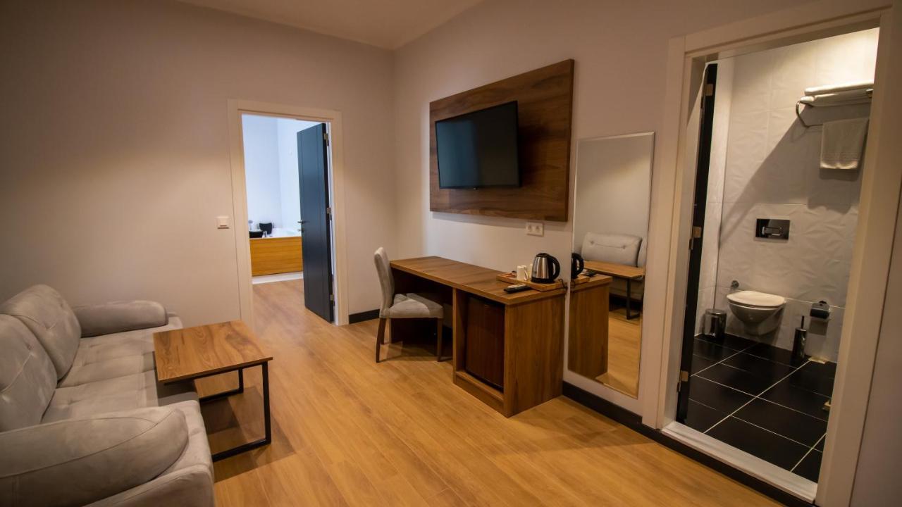 Lake Life Hotel Ιζνίκ Εξωτερικό φωτογραφία